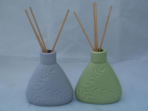 Raumduft-Vase in Grn oder Grau, 10 cm hoch (Farbe: grn)