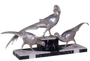 Casa Padrino Luxus Deko Bronzefiguren 3 Fasane Silber / Schwarz / Wei 84 x 20 x H. 42 cm - Versilberte Dekofiguren mit Marmorsockel