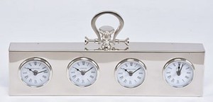 Casa Padrino Luxus Tischuhr Silber 49 x 5 x H. 25 cm - Dekorative Messing Uhr