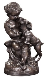 Casa Padrino Luxus Bronzefigur Engel mit Lamm Bronze 21 x 20 x H. 38 cm - Deko Bronze Skulptur