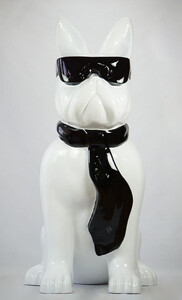 Casa Padrino Luxus XXL Deko Skulptur Hund Bulldogge mit Brille und Krawatte Wei / Schwarz H. 196 cm - Riesige Garten Skulptur - Riesige Garten Figur - XXL Deko Skulpturen - XXL Deko Figuren