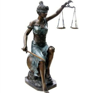 Casa Padrino Luxus Bronzefigur Lady Justice auf Marmorsockel - Bronze Justitia Figur Bste Anwalt Notar