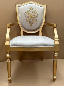 Casa Padrino Luxus Art Deco Esszimmer Stuhl Grau / Gold - Eleganter Massivholz Stuhl mit Armlehnen - Art Deco Esszimmer Mbel