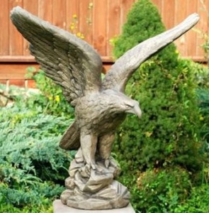 Casa Padrino Adler Skulptur 59 x H. 59 cm - Gartendeko - Special!