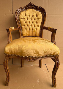 Casa Padrino Barock Esszimmer Stuhl mit Armlehnen Gold / Braun - Handgefertigter Antik Stil Massivholz Stuhl mit elegantem Muster - Esszimmer Mbel im Barockstil - Barock Mbel