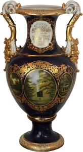 Casa Padrino Barock Vase Blau / Gold / Wei 34 x 29 x H. 58,5 cm - Prunkvolle Porzellan Vase mit 2 Griffen 