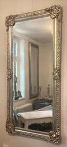 Casa Padrino Barock Spiegel Silber - Rechteckiger Wandspiegel im Barockstil - Handgefertigter Barock Garderoben Spiegel - Prunkvolle Barock Mbel - Barock Interior