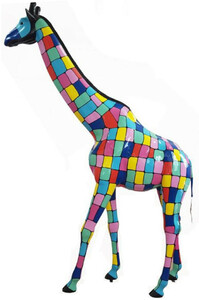 Casa Padrino Designer Deko Skulptur Giraffe Mehrfarbig H. 320 cm - Riesige Dekofigur - Lebensgroe Tierfigur - Wetterbestndige Gartendeko Figur