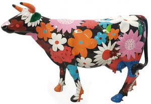 Casa Padrino Designer Gartendeko Skulptur Kuh mit Blumen Design Schwarz / Mehrfarbig 210 x 55 x H. 147 cm - Riesige wetterbestndige Dekofigur - Lebensgroe Tierfigur