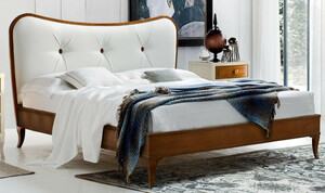 Casa Padrino Luxus Biedermeier Doppelbett Braun / Wei 182 x 214 x H. 120 cm - Massivholz Bett mit Echtleder Kopfteil - Schlafzimmer Mbel - Luxus Qualitt