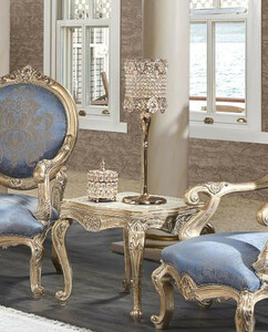 Casa Padrino Luxus Barock Beistelltisch Wei / Antik Gold 61 x 61 x H. 54 cm - Prunkvoller Massivholz Tisch im Barockstil - Barock Wohnzimmer Mbel