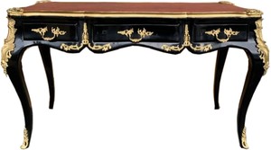 Casa Padrino Luxus Barock Schreibtisch mit 3 Schubladen und massiven Metallapplikation Schwarz / Gold / Bordeaux 141 cm - Barock Sekretr