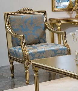 Casa Padrino Luxus Barock Sessel Hellblau / Gold 68 x 65 x H. 103 cm - Wohnzimmer Sessel mit elegantem Muster - Barock Wohnzimmer Mbel