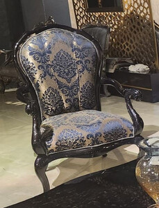Casa Padrino Luxus Barock Wohnzimmer Sessel Gold / Blau / Schwarz - Handgefertigter Barockstil Sessel - Luxus Wohnzimmer Mbel im Barockstil - Barock Mbel - Edel & Prunkvoll