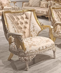 Casa Padrino Luxus Barock Wohnzimmer Sessel mit Muster Gold / Wei - Handgefertigter Barockstil Sessel - Luxus Wohnzimmer Mbel im Barockstil - Barock Mbel - Edel & Prunkvoll