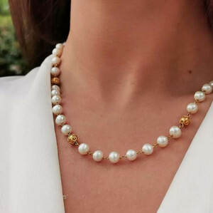 Casa Padrino Luxus Damen Perlen Halskette Wei / Gold - Handgefertigte 19,2 Karat Gold Kette - Hochwertiger Damenschmuck - Luxus Qualitt