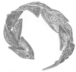 Casa Padrino Luxus Damen Armreif Silber - Handgefertigtes Sterlingsilber Armband - Eleganter Damenschmuck - Damen Armschmuck - Luxus Qualitt