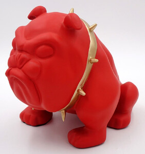 Casa Padrino Luxus Deko Figur Hund Bulldogge mit Halskette Rot / Gold H. 55 cm - Kunstharz Deko Skulptur - Wohnzimmer Deko - Luxus Deko Tierfigur