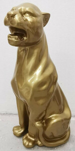 Casa Padrino XXL Garten Skulptur Panther Gold H. 75 cm - Wetterbestndige Deko Skulptur - Wohnzimmer Deko - Garten & Terrassen Gartenskulptur