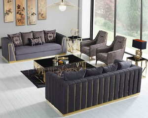 Casa Padrino Luxus Wohnzimmer Set Lila / Gold - 2 Sofas & 2 Sessel & 1 Couchtisch - Moderne Wohnzimmer Mbel - Luxus Qualitt