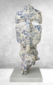 Casa Padrino XXL Deko Skulptur Creme / Blau / Grau H. 180 cm