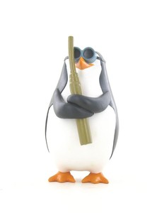 Madagascar Mini Sammelfigur Spielfigur Pinguin Skypper 8 cm