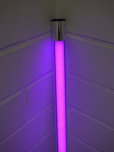 8263 LED Leuchtstab 10 Watt violett 1000 Lumen 63 cm Innen IP-20 