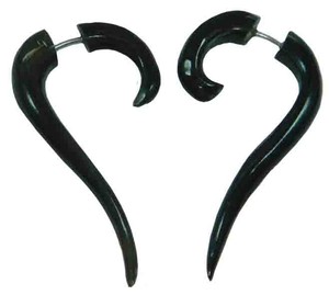 Ohrringe aus Horn