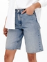Jeansshorts mit f�nf Taschen und aufgerolltem Saum