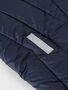 Steppjacke mit Kapuze und Rei�verschluss f�r kalte Tage