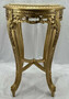 Casa Padrino Barock Beistelltisch Gold / Creme - Handgefertigter Antik Stil Massivholz Tisch mit Marmorplatte - Wohnzimmer M�bel im Barockstil - Antik Stil M�bel - Barock Einrichtung - Barock M�bel