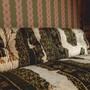 Casa Padrino Luxus Samt Sofa Creme / Gr�n / Schwarz / Messing 200 cm - Wohnzimmer M�bel - Hotel M�bel - Luxus M�bel - Luxus Interior