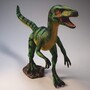 Casa Padrino XXL Deko Skulptur Dinosaurier Velociraptor Gr�n / Schwarz 295 x H. 150 cm - Lebensgro�e Gartenfigur