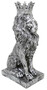 Casa Padrino Barock Deko Skulptur L�we mit Krone Silber 25 x H. 75 cm - Prunkvolle Kunstharz Dekofigur - Barock Wohnzimmer Deko Accessoires
