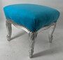 Casa Padrino Barock Fu�hocker Hellblau / Silber - Handgefertigter Antik Stil Hocker mit edlem Samtstoff - Wohnzimmer M�bel im Barockstil - Barock M�bel