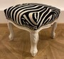 Casa Padrino Barock Fu�hocker mit Zebra Design Schwarz / Wei� - Barockstil Hocker - Barock M�bel
