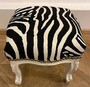 Casa Padrino Barock Fu�hocker mit Zebra Design Schwarz / Wei� - Barockstil Hocker - Barock M�bel