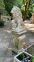 Casa Padrino Barock Garten Deko Skulptur L�we Wei� 28 x 45 x H. 72 cm - Prunkvolle Garten Deko Figur - Barock Garten & Terrassen Deko Accessoires