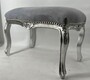 Casa Padrino Barock Hocker Grau / Silber - Handgefertigter Antik Stil Sitzhocker - Wohnzimmer M�bel im Barockstil - Barock M�bel - Edel & Prunkvoll
