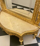 Casa Padrino Barock Spiegelkonsole mit Marmorplatte Gold / Creme - Prunkvolle Barock Konsole mit Spiegel - Garderoben Mbel Barockstil - Barock Mbel - Antik Stil Mbel - Edel & Prunkvoll