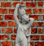 Casa Padrino Barock Springbrunnen Frau mit Krug Grau  78 x H. 175 cm - Prunkvoller Gartenbrunnen im Barockstil - Runder Gartendeko Stein Brunnen - Barock Garten Deko Accessoires