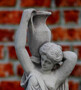 Casa Padrino Barock Springbrunnen Frau mit Krug Grau  78 x H. 175 cm - Prunkvoller Gartenbrunnen im Barockstil - Runder Gartendeko Stein Brunnen - Barock Garten Deko Accessoires