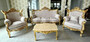 Casa Padrino Barock Wohnzimmer Set Grau Muster / Gold - 1 Barock Sofa & 2 Barock Sessel - Wohnzimmer M�bel im Barockstil - Barock M�bel - Barock Wohnzimmer Einrichtung