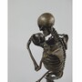 Casa Padrino Bronze Deko Skulptur Skelett H. 31 cm - Deko Accessoires