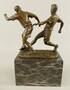 Casa Padrino Bronze Skulptur 2 Fu�ballspieler Bronze / Grau H. 23 cm - Schreibtisch Deko