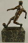 Casa Padrino Bronze Skulptur Fu�ballspieler Bronzefarben / Schwarz 13 x 7 x H. 23 cm - Bronzefigur - Dekofigur - Schreibtisch Deko Accessoires