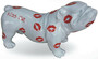 Casa Padrino Designer Dekofigur Hund Bulldogge Wei� / Rot 57 x 25 x H. 35 cm - Wetterbest�ndige Deko Skulptur - Wohnzimmer Deko - Garten Deko - Designer Deko Tierfigur 