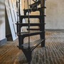 Casa Padrino Gusseisen Wendeltreppe mit Gel�nder linke Seite Schwarz H. 300 cm - Rustikale Spiraltreppe