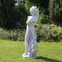 Casa Padrino Jugendstil Garten Deko Skulptur Dame mit Blumenstrau� Grau 31 x 31 x H. 122 cm - Elegante Garten Deko Stein Figur - Barock & Jugendstil Garten Deko Accessoires