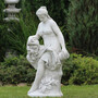 Casa Padrino Jugendstil Garten Deko Skulptur Frau mit Blumenstrau� Wei� / Grau 46 x 46 x H. 121 cm - Elegante Garten Deko Stein Figur - Barock & Jugendstil Garten Deko Accessoires
